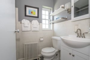 Shadyside At Home Apartments 811 South Negley Avenue Bathroom
