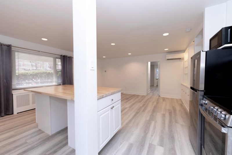 0005Shadyside_At_Home_Apartments_One_Bedroom_Oakland_UPMC_Carnegie